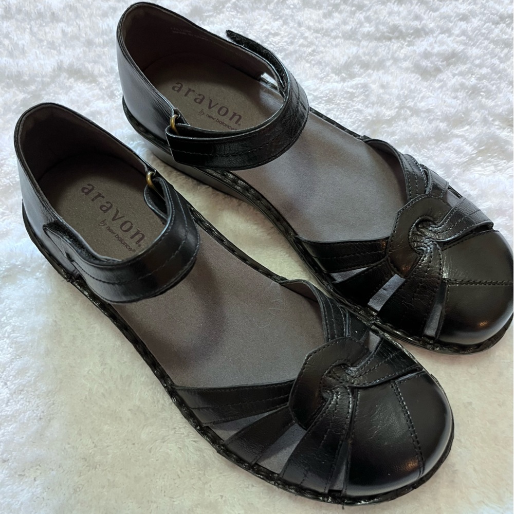 aravon mary jane shoes